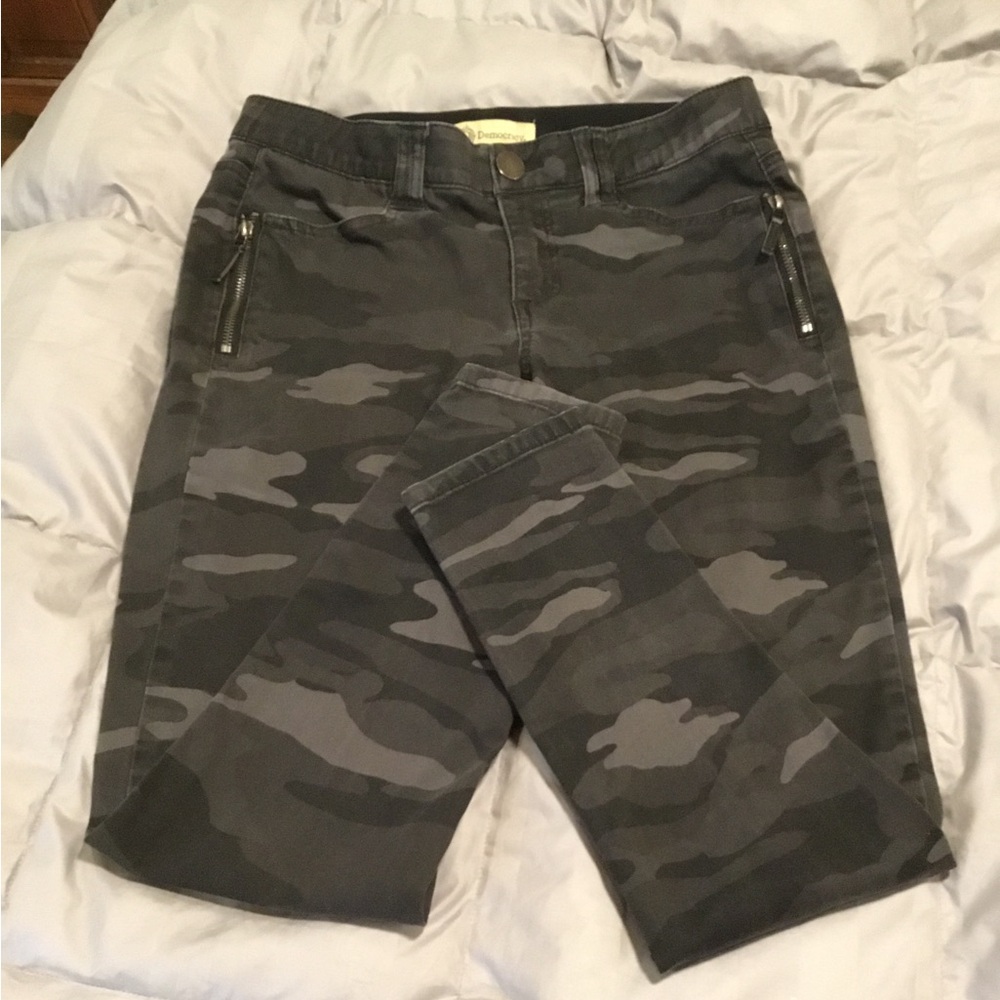 Democracy Ab technology jeans